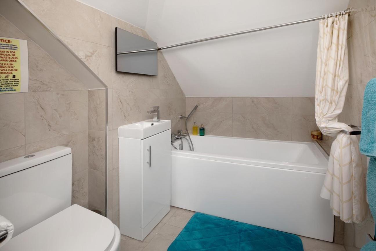 Halekulani Devon Homestay Торкі Екстер'єр фото